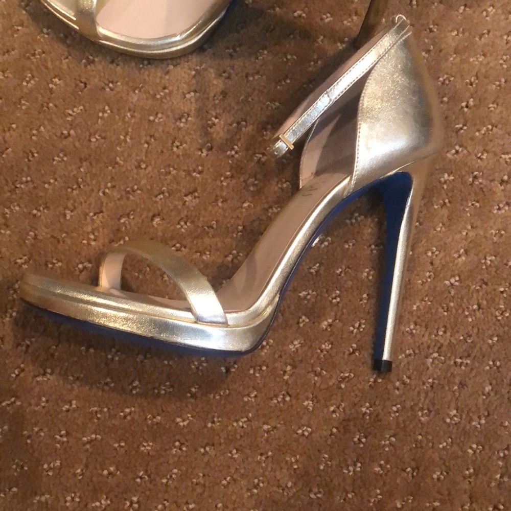 Gold Sandals - Picture 6 of 6